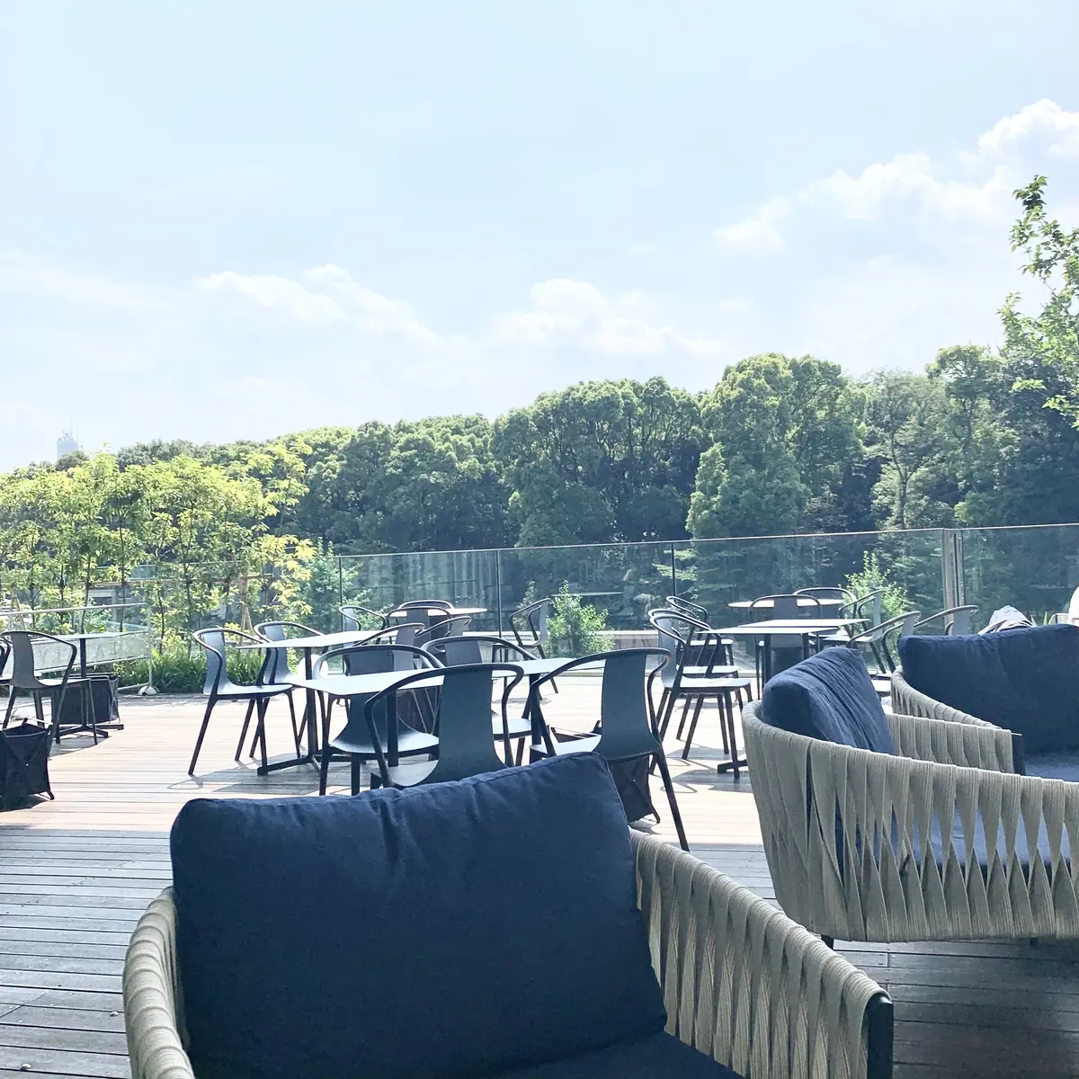 テラス席でゆったり気分♪の画像_2