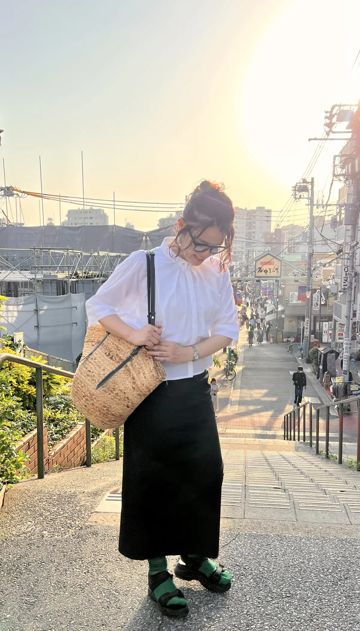 夕やけだんだん　水口宜子　エクラ華組水口宜子さん　谷中銀座商店街