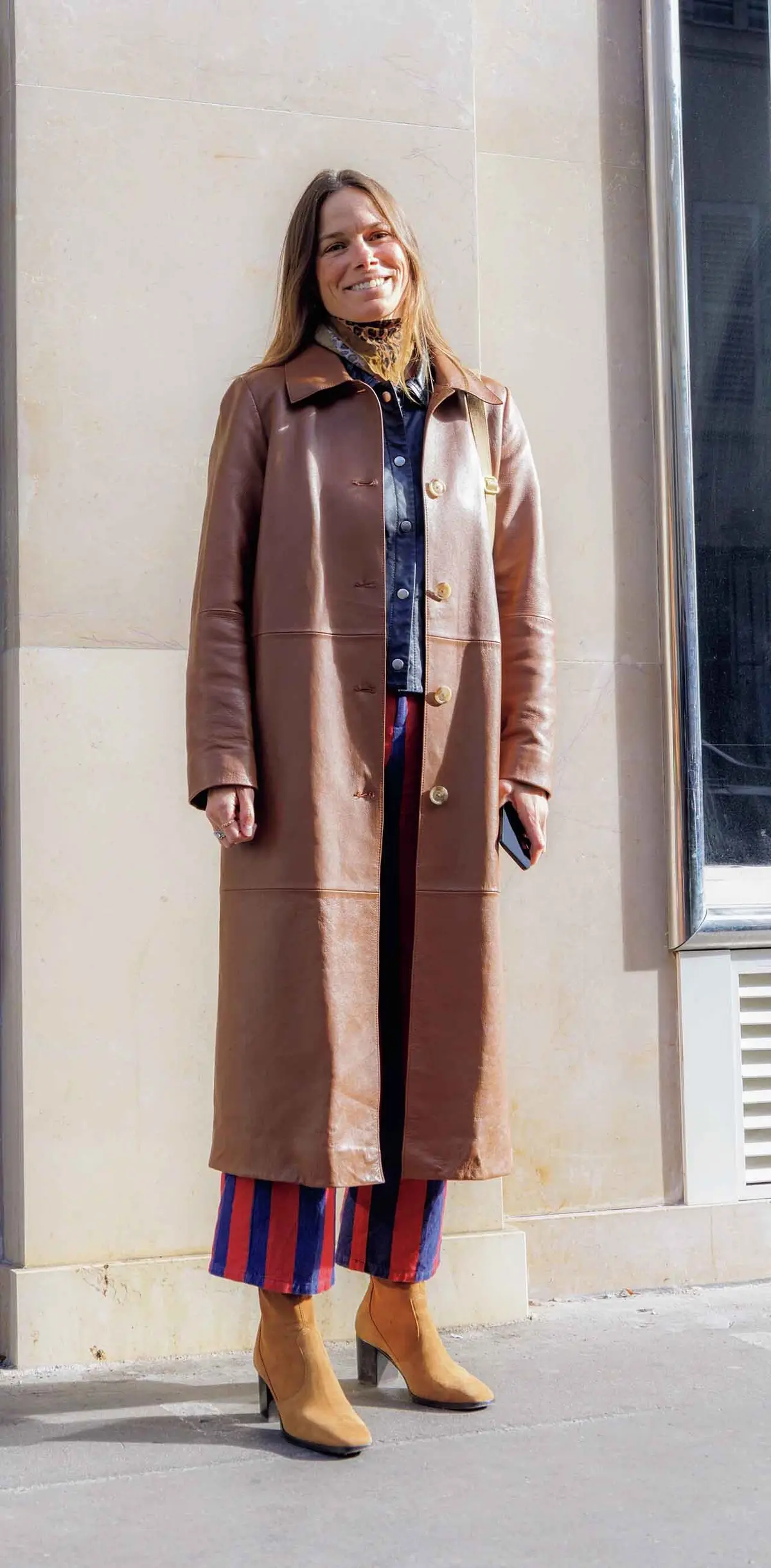 アガット 百貨店勤務／パリ