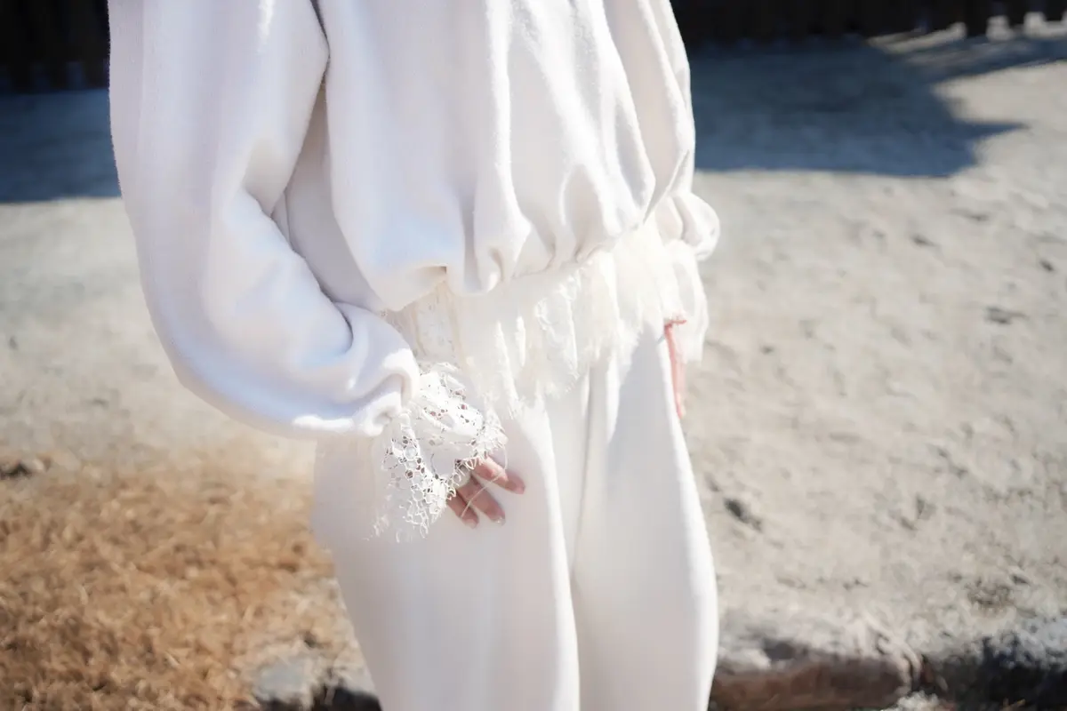 ZARA/ロマンティックレーストップス　エクリュ | 5039/237/712