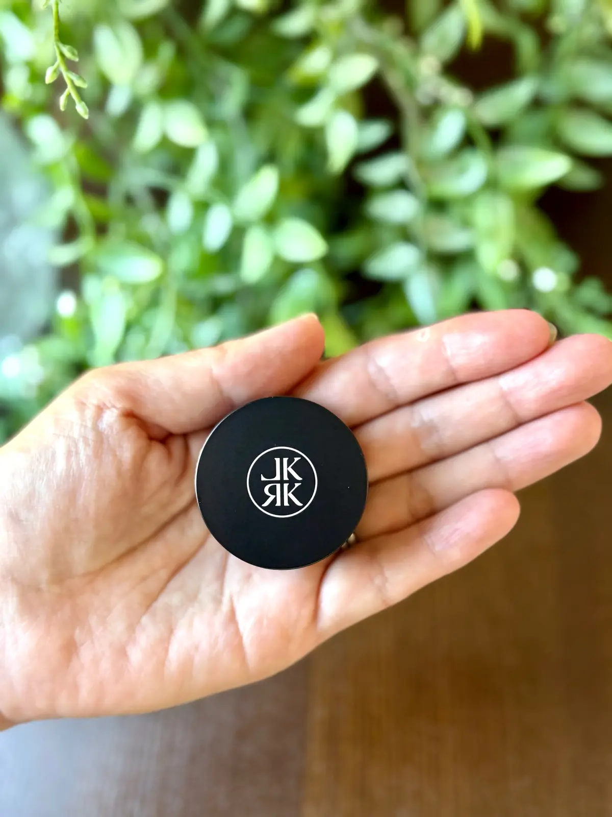 ソワレ・ドゥ・エクラ 　ザ・ストリングス表参道　お土産　Lekarka イルミネイトマルチ　レカルカ　マルチパレット　美容液パウダー