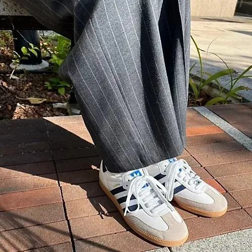 【50代 スニーカー】きれいめカジュアルの画像_20