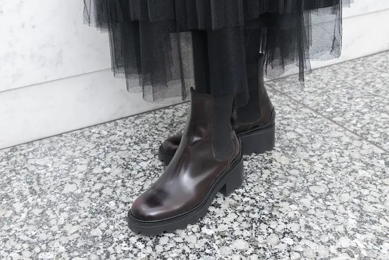 三尋木さん　「トッズ」のショートブーツは「本当ーに軽いんです！