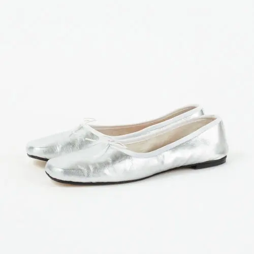 SPELTA 甲深スクエアバレエシューズ ￥24,000+税