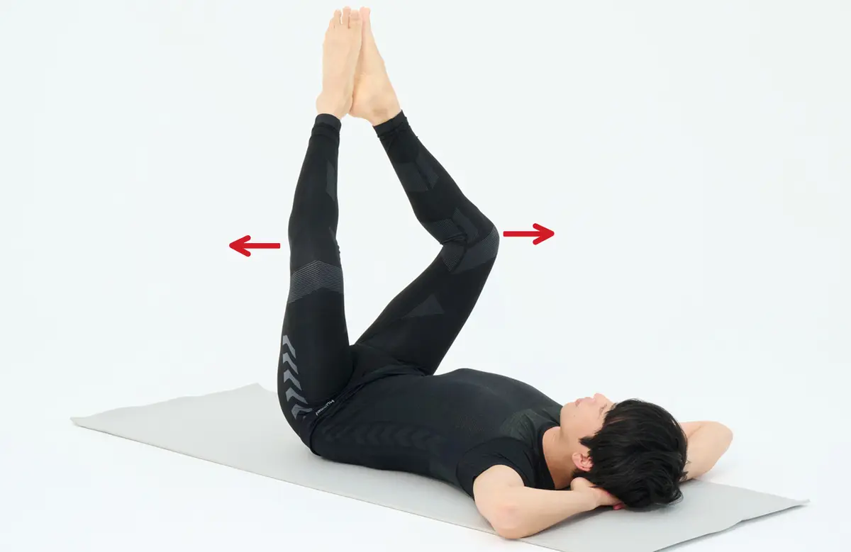 OurAge×Webエクラ　床バレエ_股関節を開いて体ゴロゴロ＆膝パカ