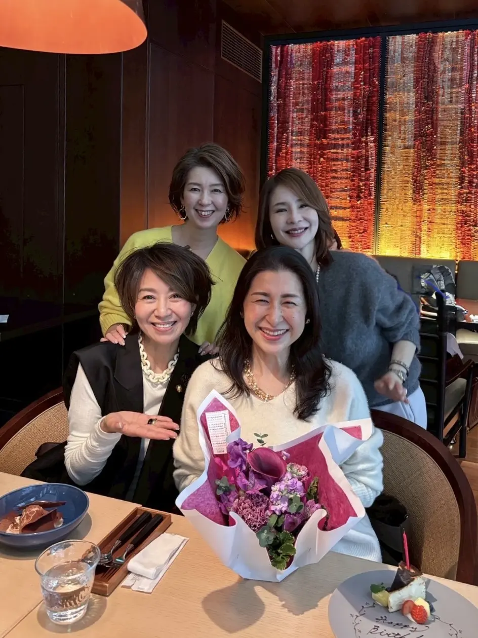 50代　冬のオシャレが華やぐボトムスでおの画像_45