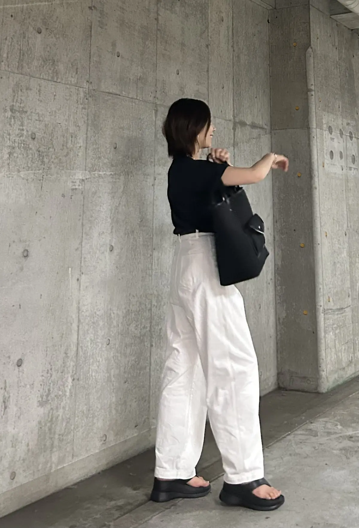 ユニクロ×ZARAに絶妙ラインのホワイトの画像_3