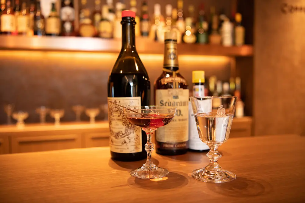 ポール・スチュアート青山本店のコリドーの奥にあるバー「The COPPER ROOM」