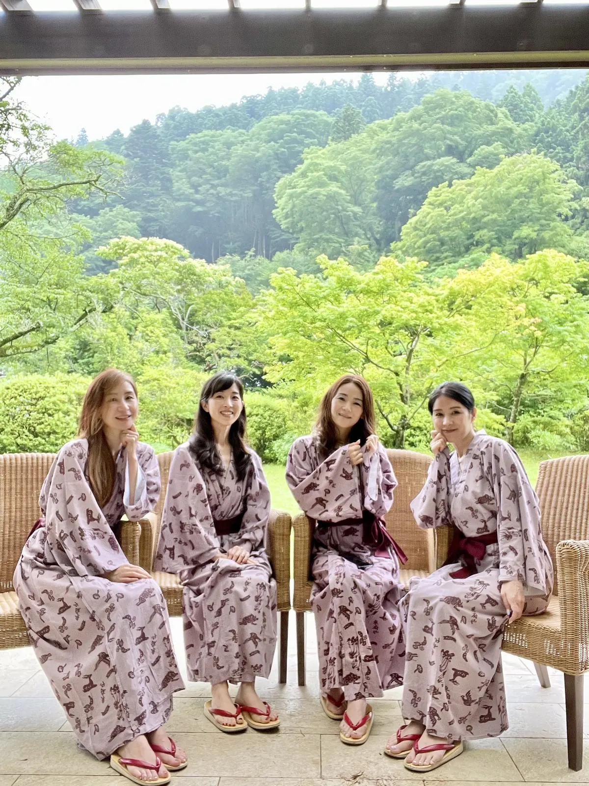 朝風呂に入って外でゆっくり休む処もあります