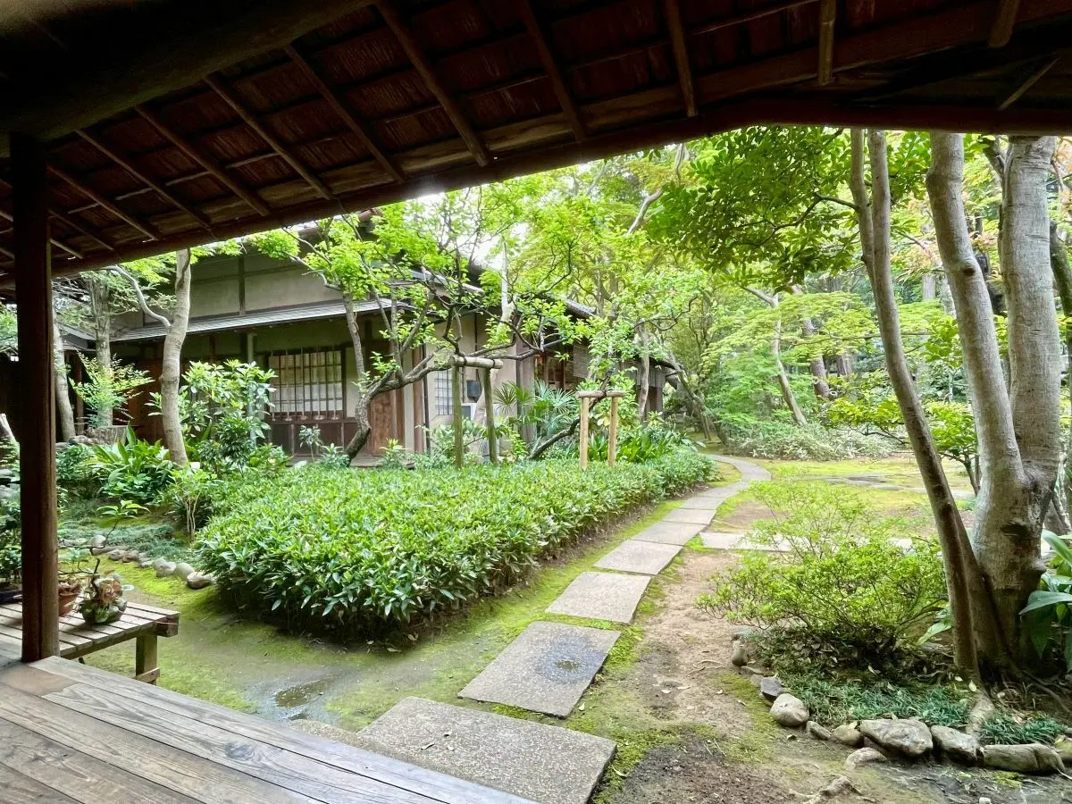 川越山屋の中庭