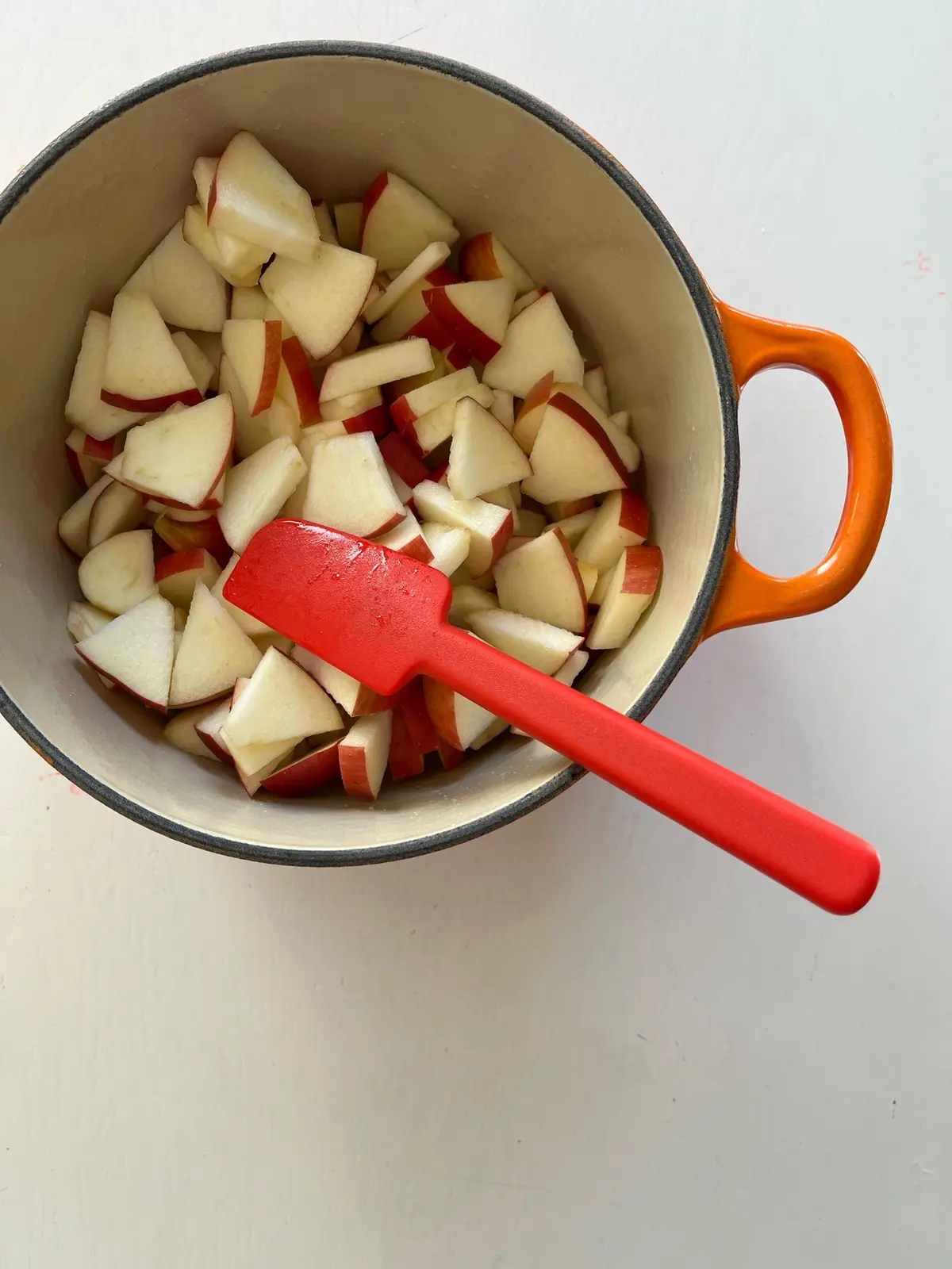 りんごスライスと砂糖