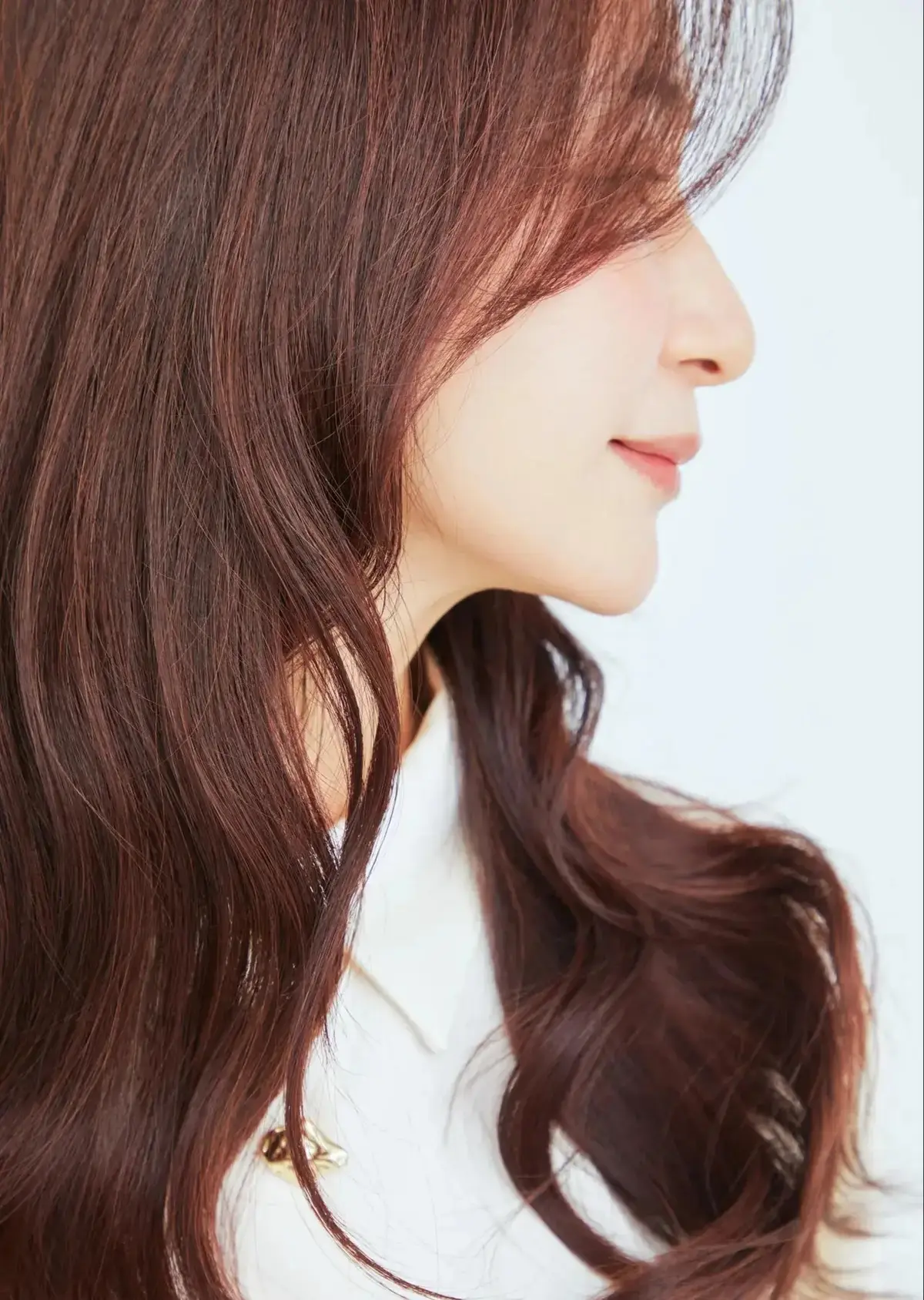 長め前髪＆上品な巻き髪ロングヘア