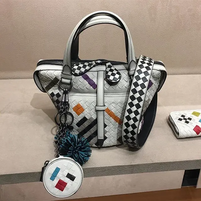 ボッテガヴェネタの新作バッグの画像_1