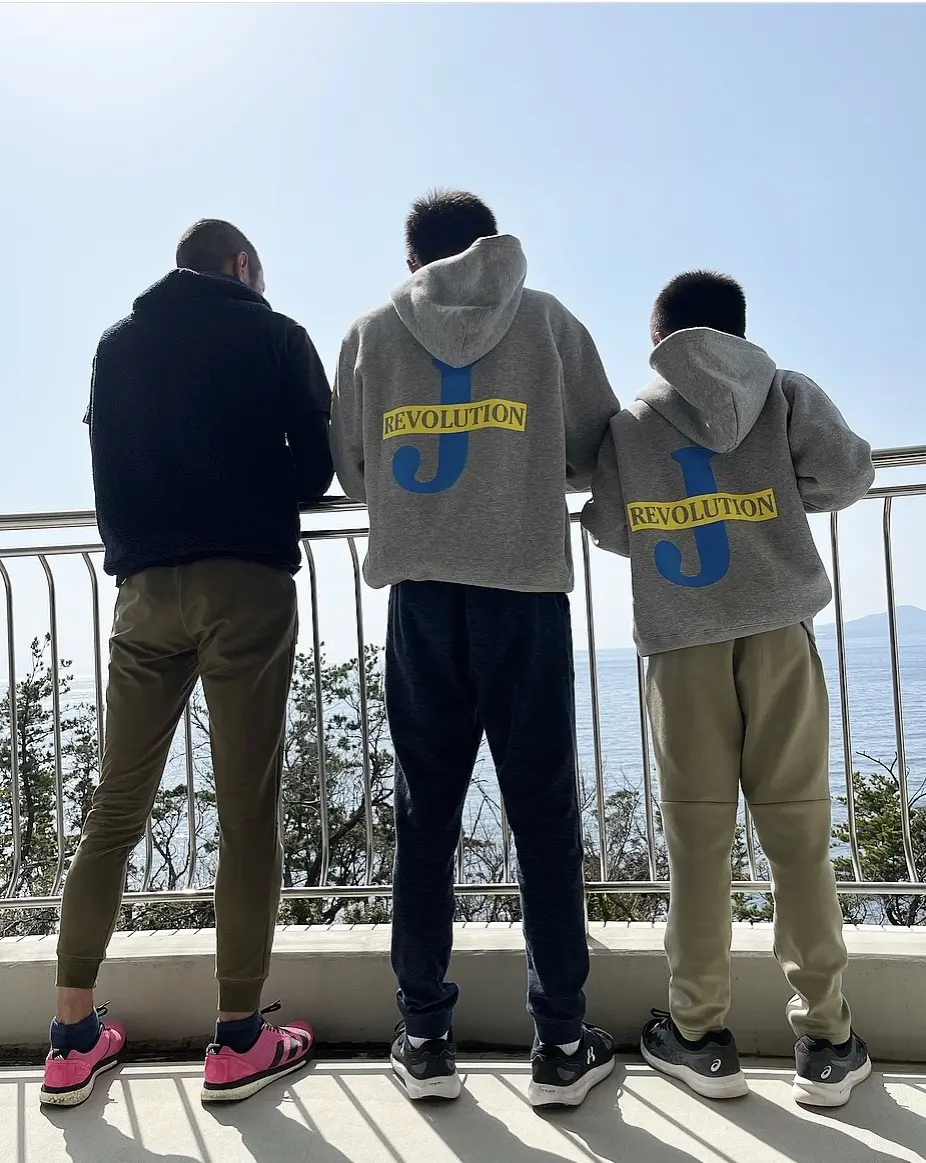 桜とオーシャンビュー初島へ♩春アウター着の画像_9