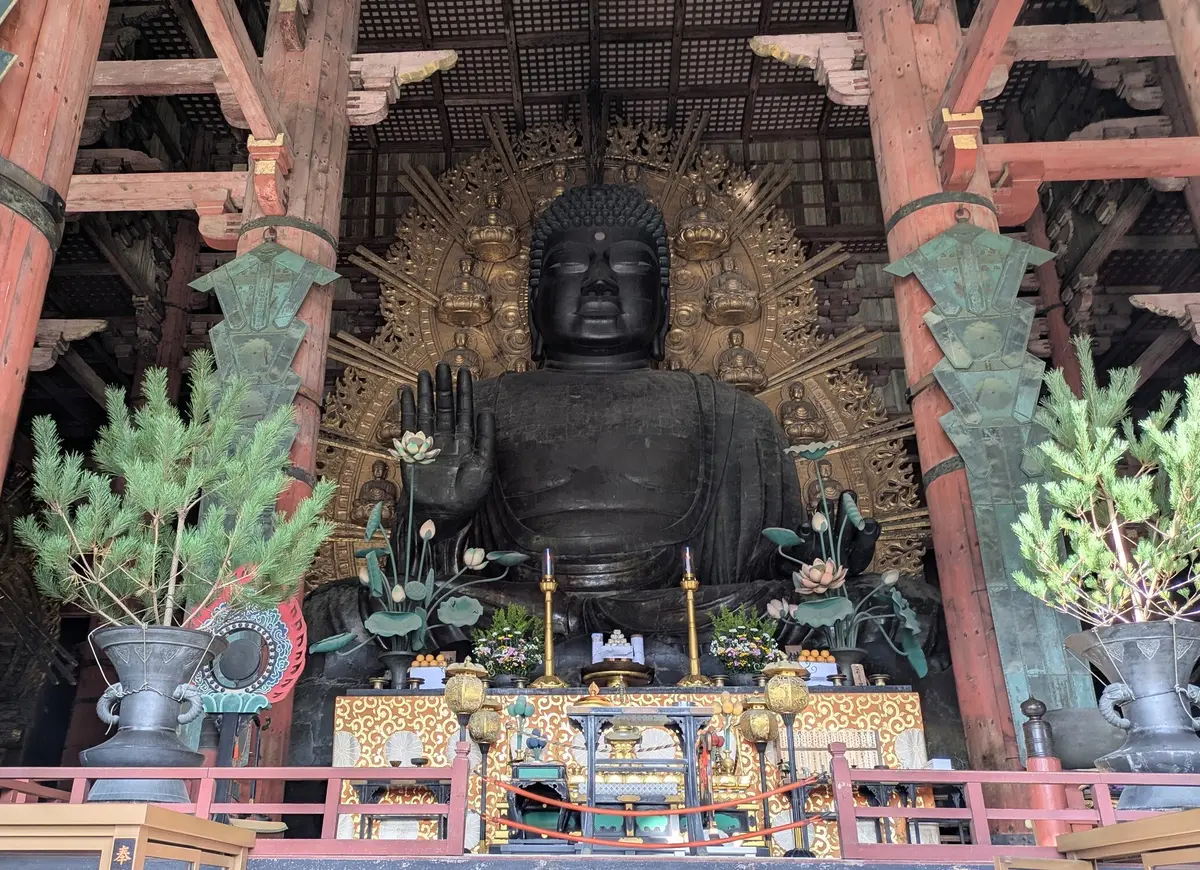 東大寺盧舎那仏像