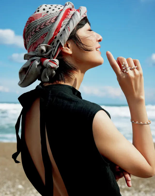 今を、これからを輝かせるエルメスの目新しいパールジュエリーとともに