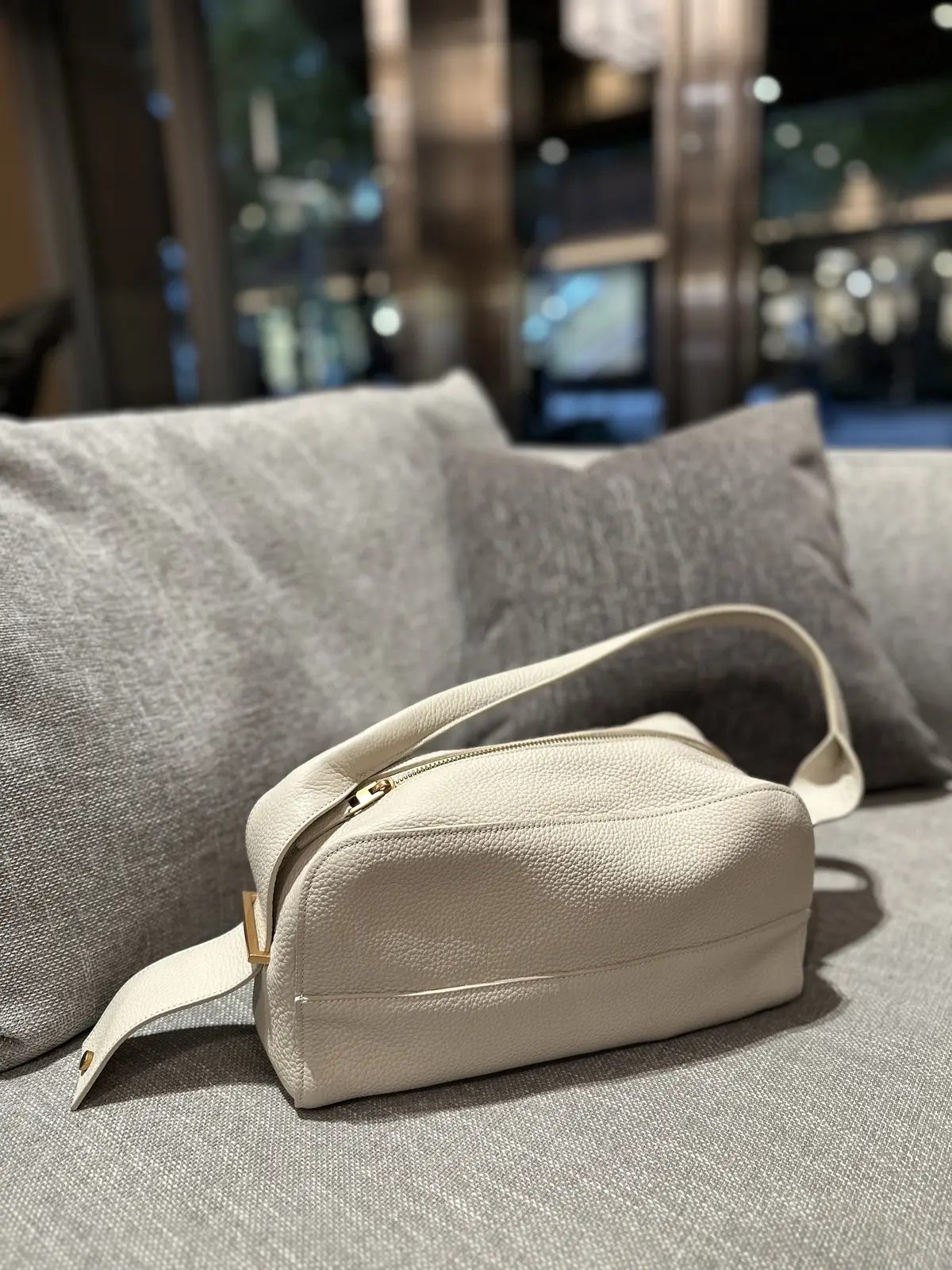 ZARAを効かせたコーディネートで赤坂ラの画像_6