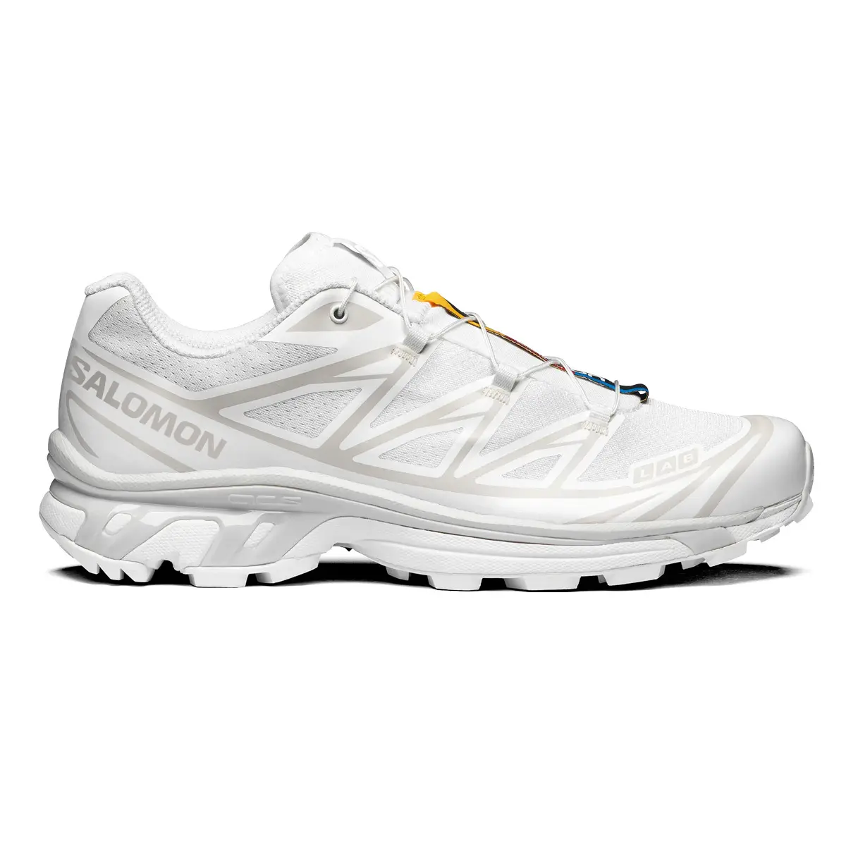 スタイリスト徳原文子おすすめ スニーカー SALOMON XT-6