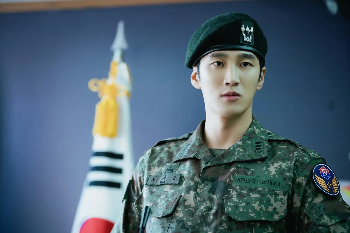 「軍検事ドーベルマン」アン・ボヒョン