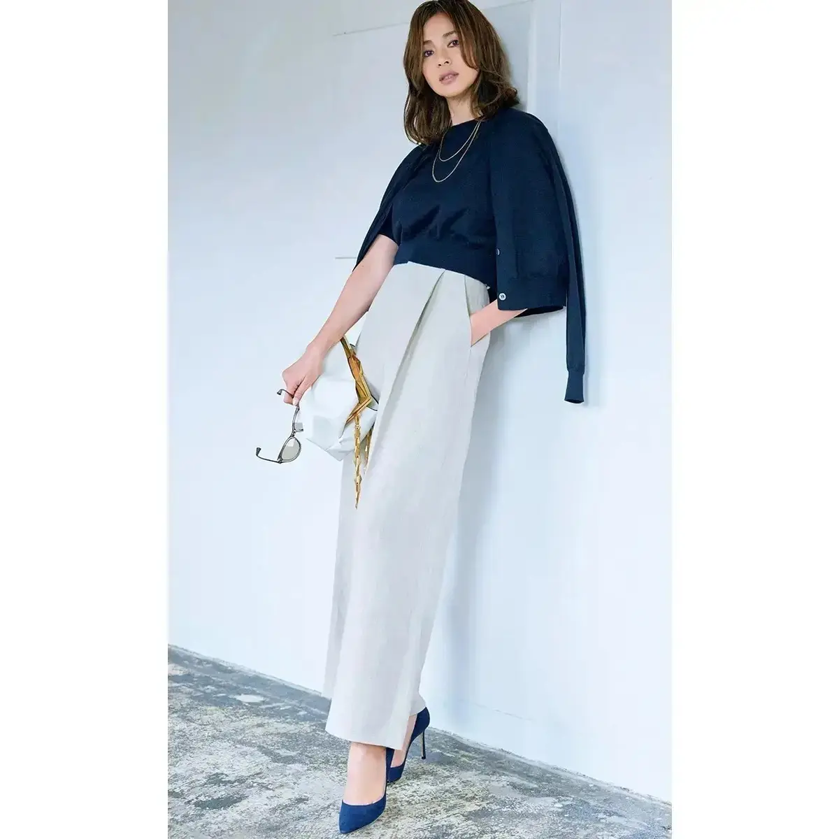 羽織るだけでおしゃれ「夏のカーディガン」冷房対策や紫外線対策も叶う！