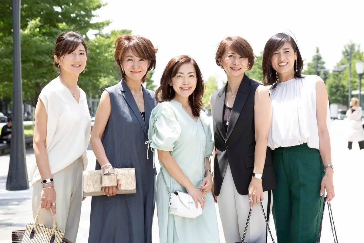 「女友だちと会う日のおしゃれ」華組SNAの画像_3