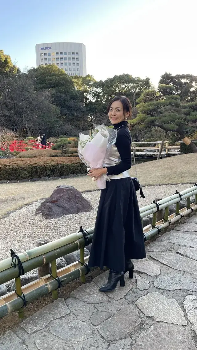 華組　スカートコーデ