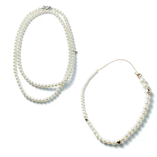 クルーネックTシャツ × パールネックレス