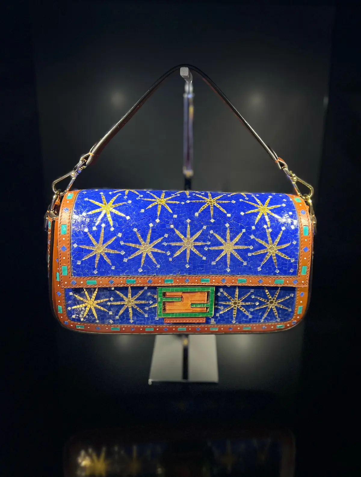 FENDI エキシビジョン 〜hand の画像_10