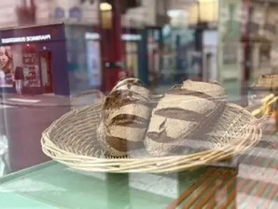 空腹、聞く耳持たず