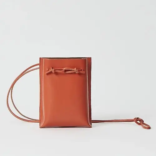 MARROW STRING POUCH ￥17,600