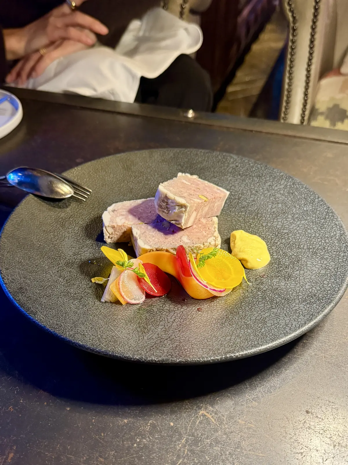 お気に入りのスカートで銀座へ。「L’atの画像_6