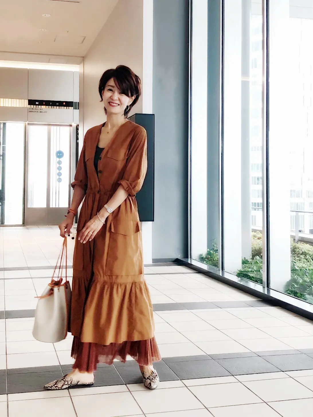 秋色ブラウンでリアルワントーンコーデの画像_5