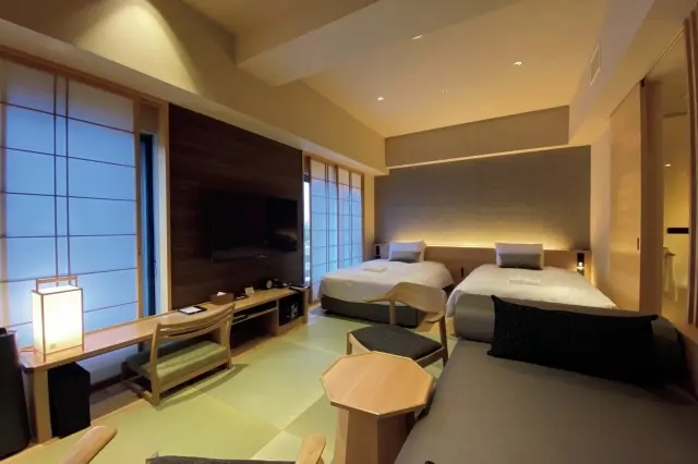 障子越しに自然光が射し込むシグネチャーツイン