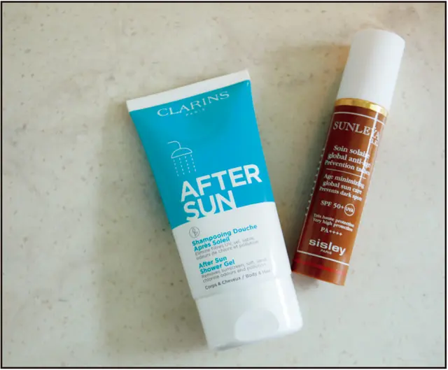 （右）シスレーのサンレイヤ G.E. SPF50+･PA++++、（左）クラランスのアフターサン シャワージェル