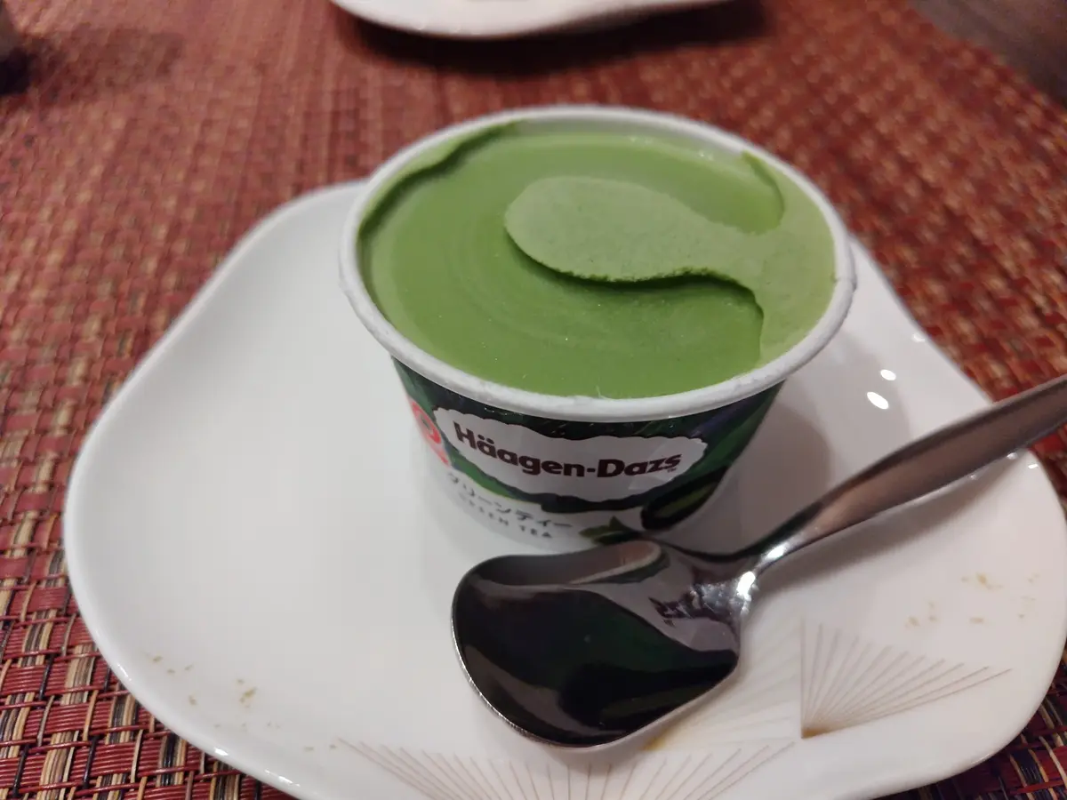 THE HOTEL SANRAKU KANAZAWA（ザ ホテル山楽 金沢）カクテルタイム　ハーゲンダッツ　抹茶