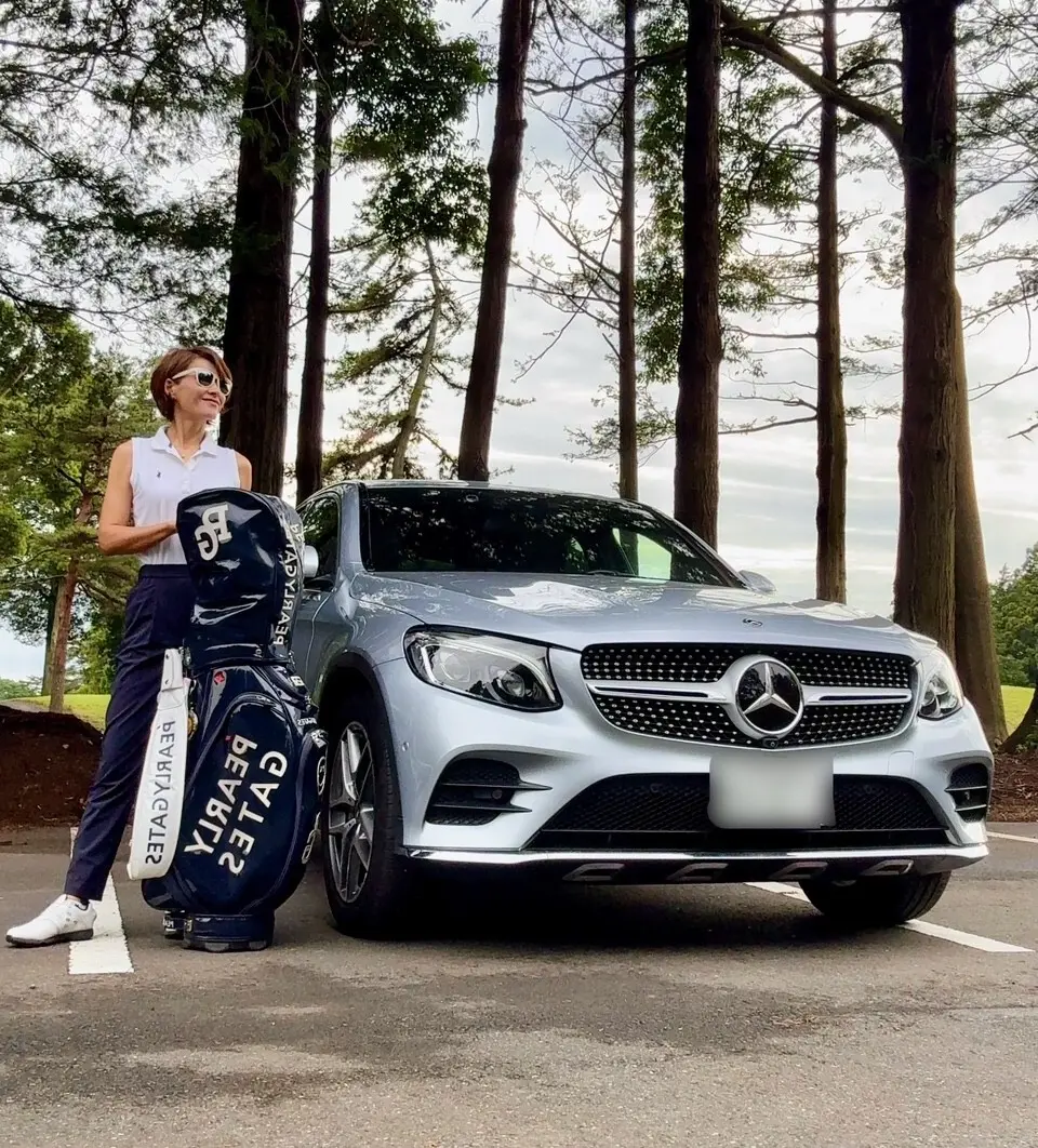 エクラ 華組山崎明子さんの愛車メルセデス・ベンツのGLC Coupé