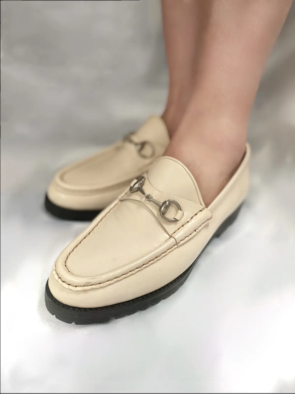 靴好きのお気に入り「ローファー」3選の画像_3