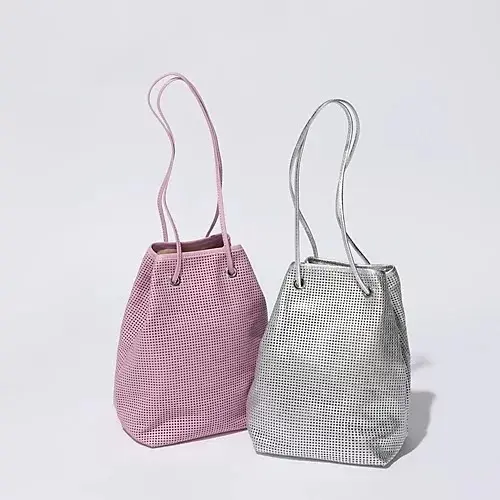 【50代 春バッグ】持った人から見違えるの画像_26