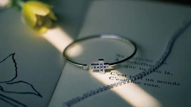 Damiani《ダミアーニ》　バングル　ブレスレット