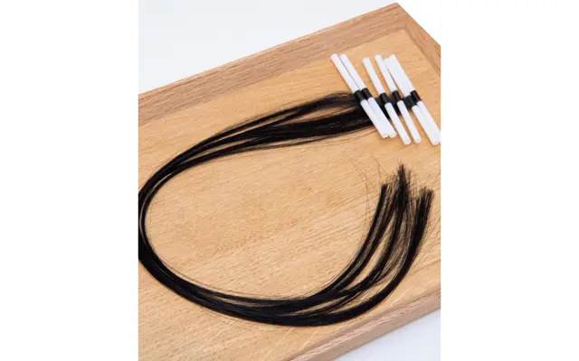 《2》SKINA CAREオリジナルの 極細エクステ