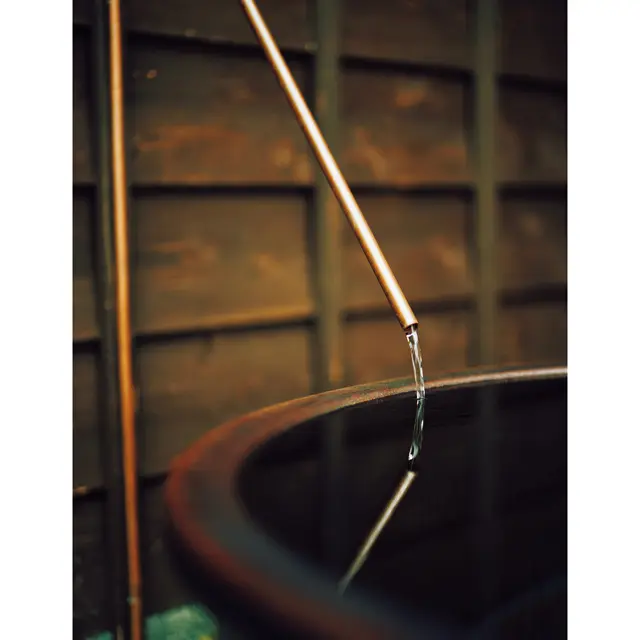 水風呂は天然の井戸水かけ流し