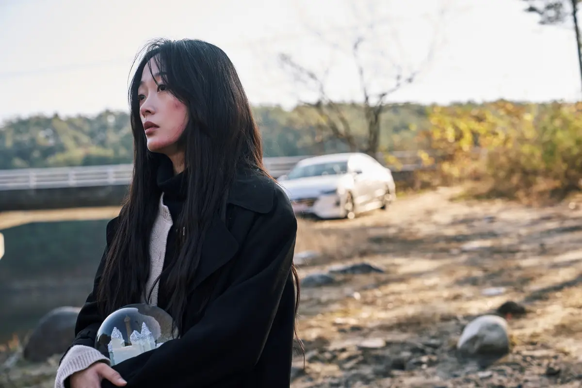 韓国ドラマ　Netflixシリーズ「あなたが殺した」独占配信中　夫の家庭内暴力に苦しむヒスを演じるのはイ・ユミ