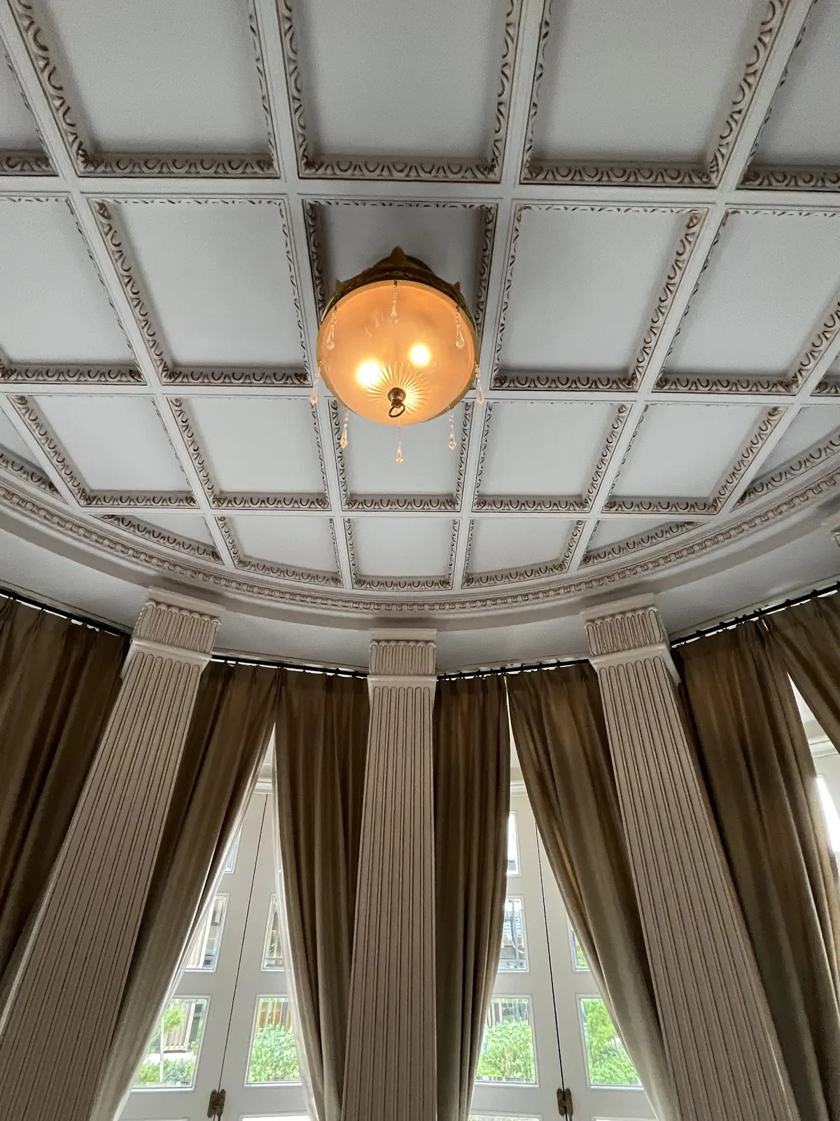 バラとアフタヌーンティーを楽しみにお気にの画像_14