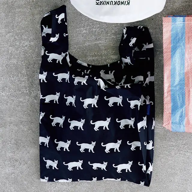 MoMA デザインストアのエコバッグ