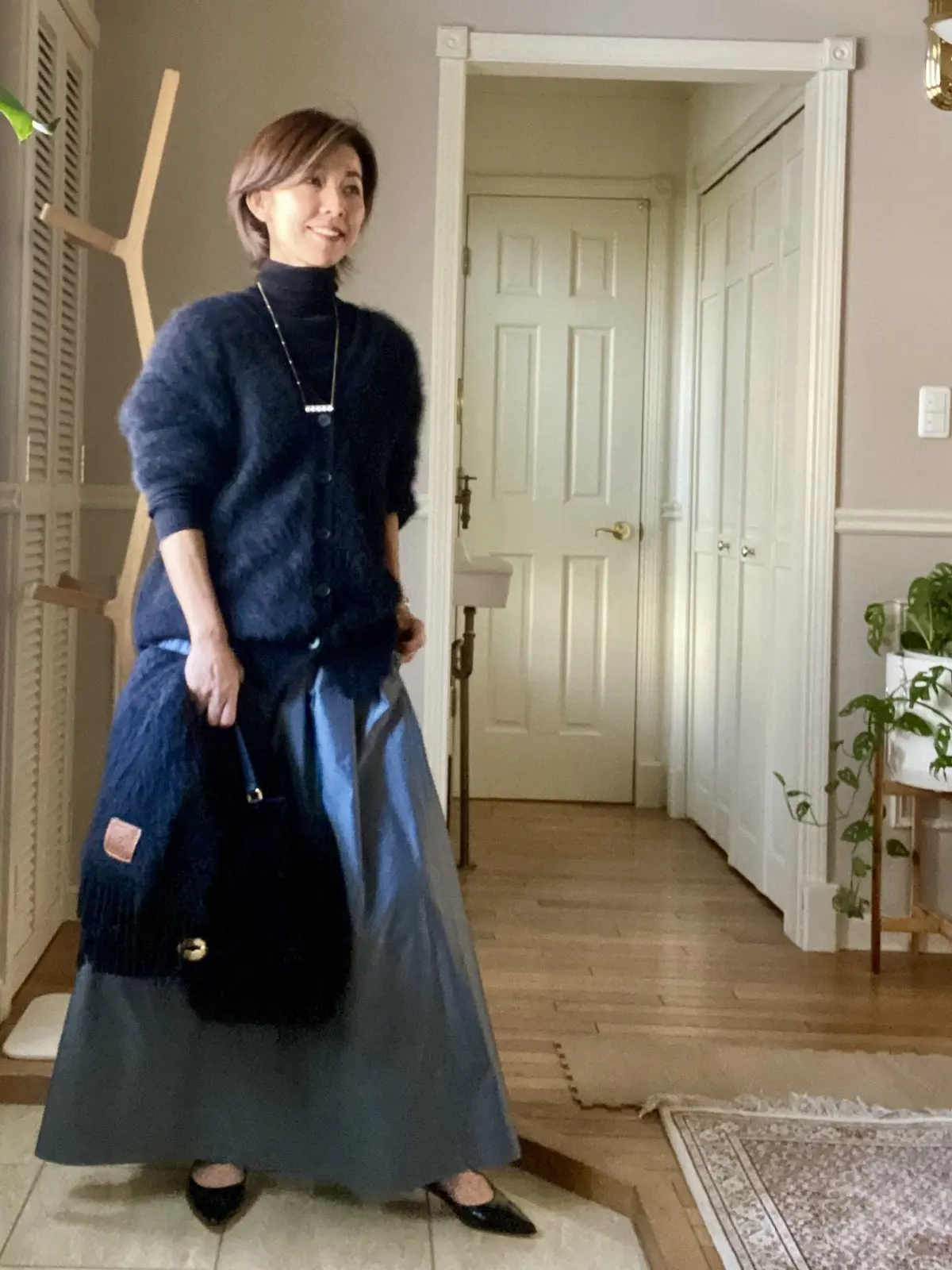 シャイニーなフレアースカートの画像_2