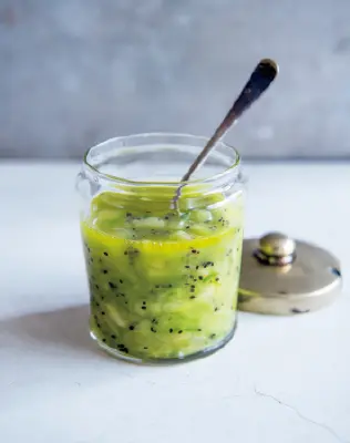 美肌効果も絶大！　メロンとお刺身のサラダの画像_2