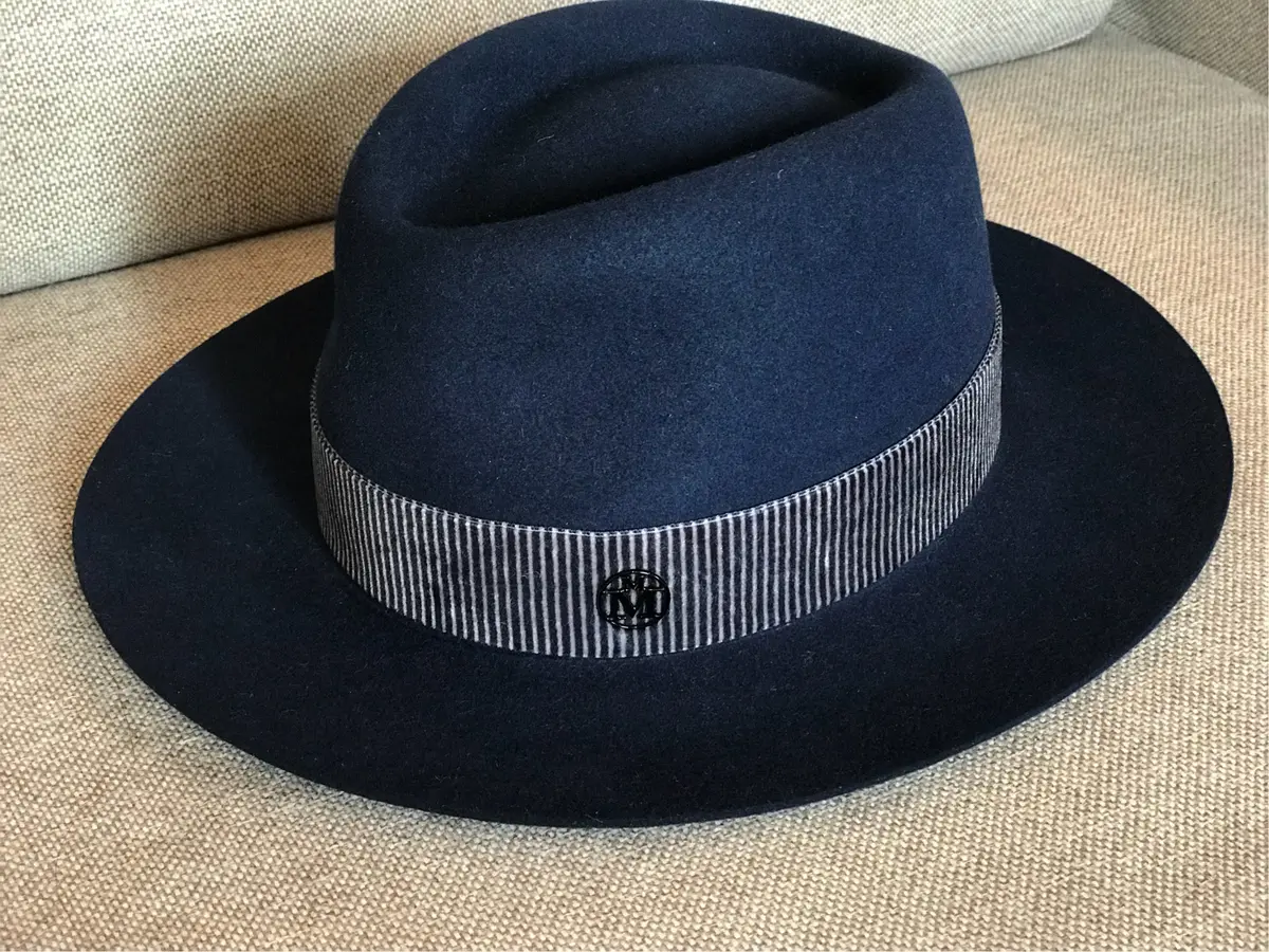 ヘビロテ！ZARAのホワイトスニーカー☆の画像_2