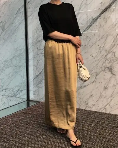 E by eclat 艶とろIラインスカート ￥18,700