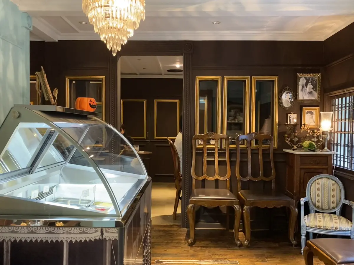 ハロウィン マリベル京都本店　MarieBell　店内