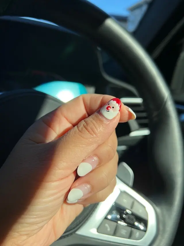 サンタネイル　クリスマスネイル　ホワイトネイル　冬ネイル